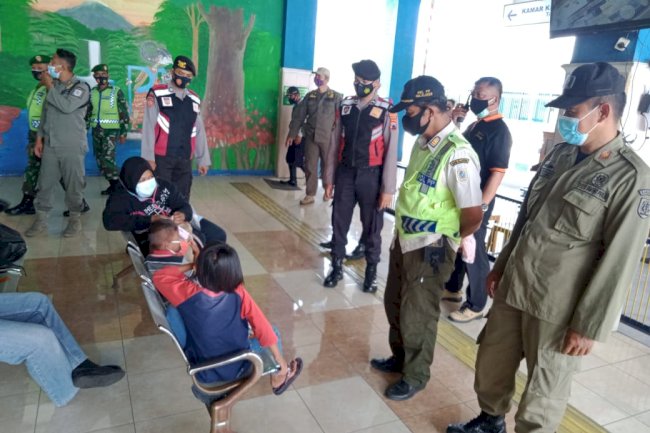 Operasi Yustisi PPKM Mikro di Terminal Ir. Soekarno dan Rowo Jombor