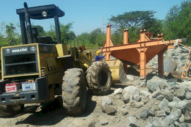 Penertiban  Kegiatan Usaha Stone Crusher Tak Berizin