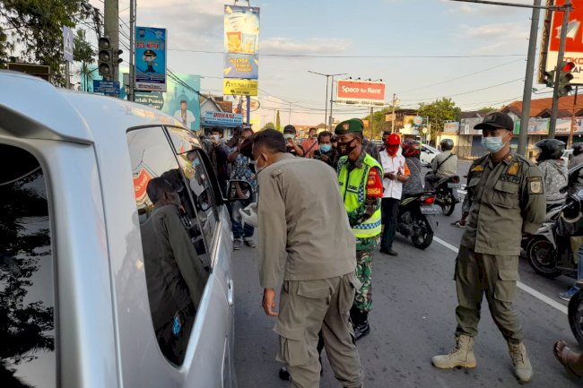 Patroli Satgas Covid 19 di Perbatasan Jogja - Klaten 