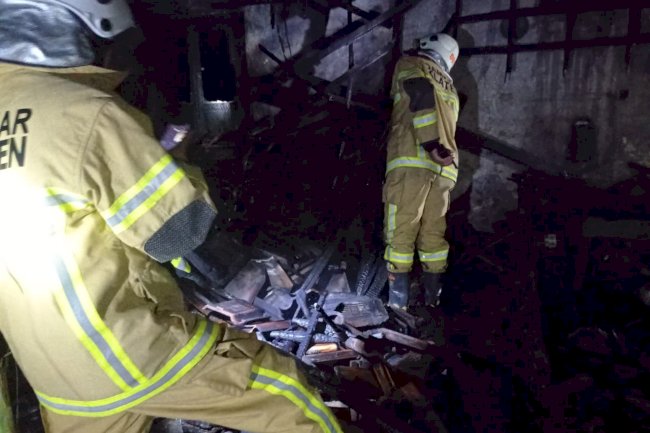 Penanganan Kebakaran Rumah Tinggal di Dukuh Karang kulon Desa Bero Kecamatan Trucuk