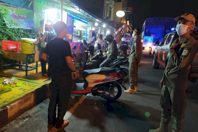 Patroli Malam PPKM Level 4 di Wilayah Kota Hingga Prambanan - Delanggu Klaten