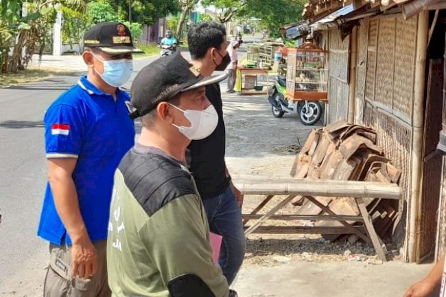 Penertiban Bangunan Liar Tak Berijin di Jalan Karangdowo - Solo Desa Karangwungu Kecamatan Karangdowo