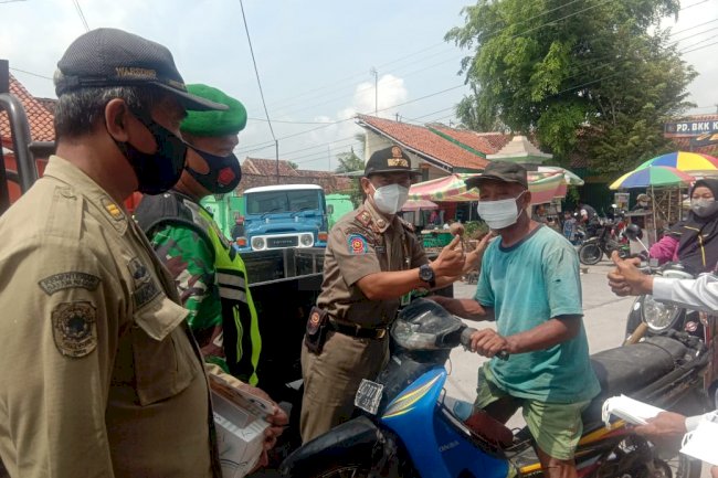 Operasi Yustisi PPKM Level 2 di Pasar Puluhwatu, Umbul Brondong, dan Umbul Pluneng