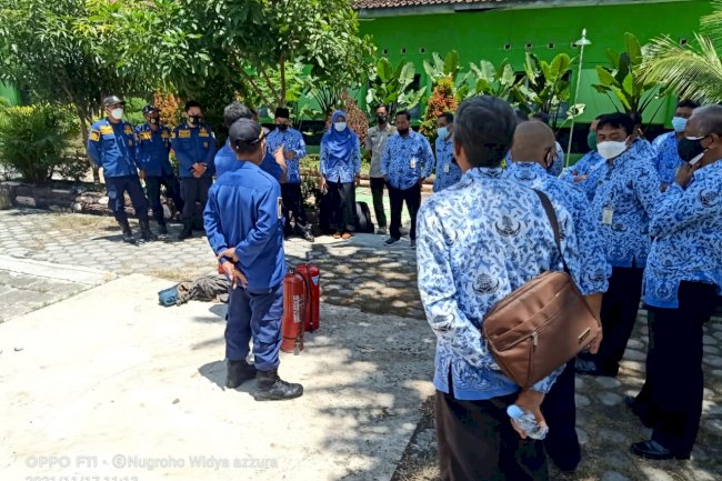 Sosialisasi Pencegahan dan Penanggulangan Bahaya Kebakaran di SMP Negeri 6 Klaten