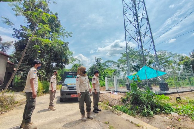 Cek Lokasi Tower BTS di Desa Blimbing Kecamatan Karangnongko Yang Dilaporkan Warga Setempat