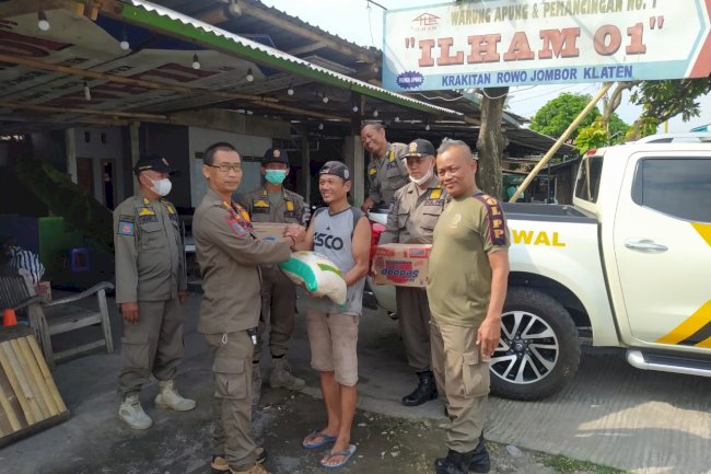 Penyerahan Bantuan Masyarakat Terdampak Revitalisasi Rowo Jombor