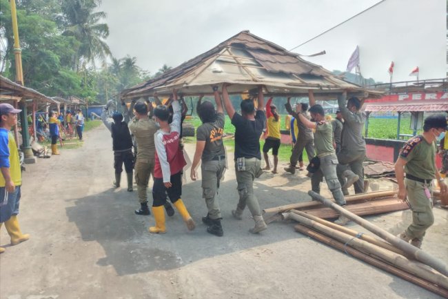 Penertiban Dalam Rangka Revitalisasi Pemancingan Apung Rowo Jombor
