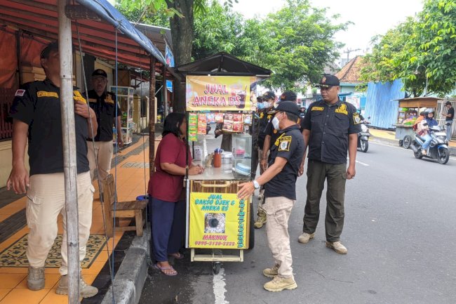 Operasi Penertiban PKL di Wilayah Kota