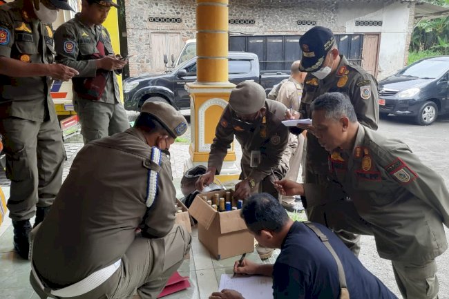 Operasi Gabungan Pemberantasan Minuman Keras di Wilayah Perbatasan Klaten - Sleman