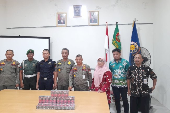 Operasi Gempur Rokok Ilegal di Kecamatan Cawas