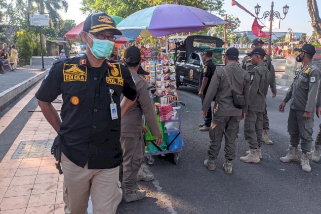 Operasi Penertiban Pedagang Kaki Lima Alun-Alun dan Taman Kota Klaten