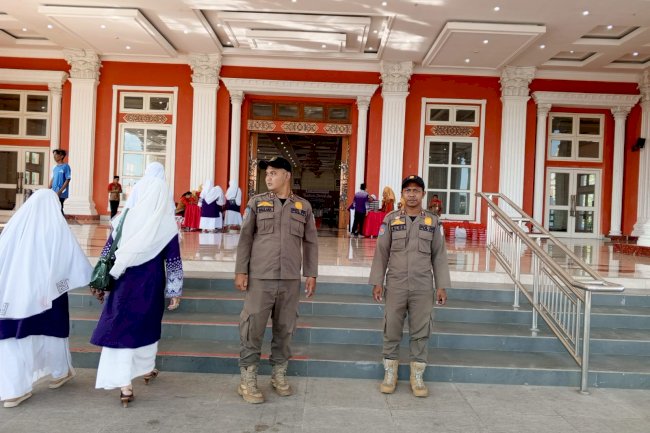 Pengamanan Tasyakuran Jamaah Haji Klaten 2024 di Grha Bung Karno