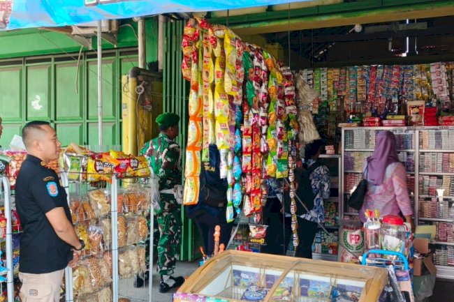 Operasi Gabungan di Jatinom Sita 800 Batang Rokok Ilegal