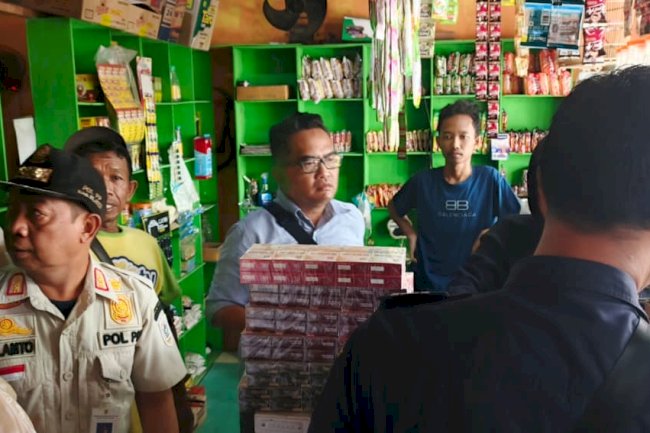 Operasi Gabungan di Pedan Sita 2.960 Batang Rokok Ilegal