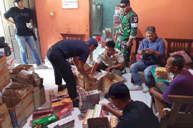 Operasi DBHCHT, Satpol PP Klaten dan Bea Cukai Amankan Ribuan Rokok Ilegal di Ceper