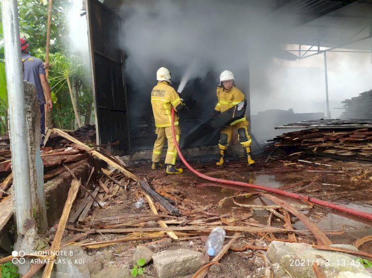 Penanganan Kebakaran di Desa Mireng, Kecamatan Trucuk