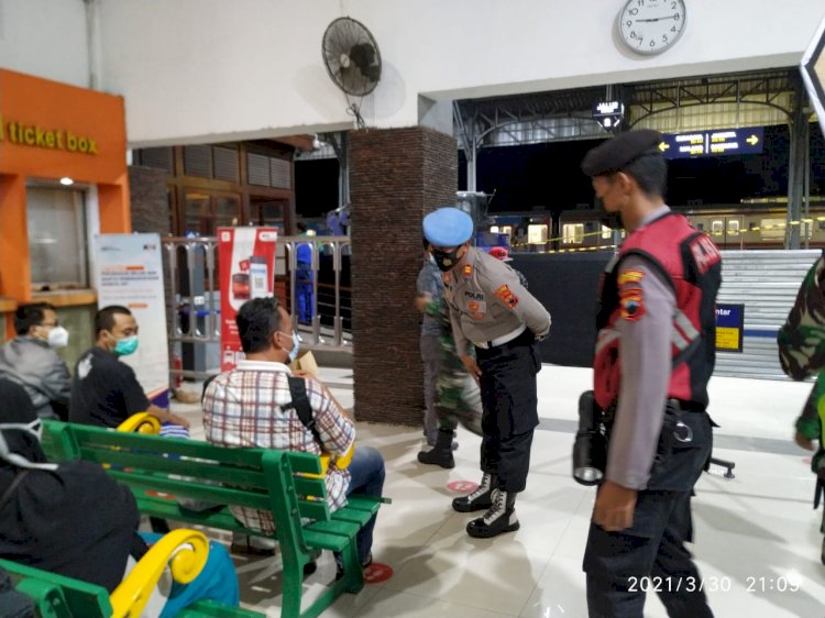 Operasi Yustisi Penegakan PPKM Mikro di Stasiun dan Alun-Alun Klaten