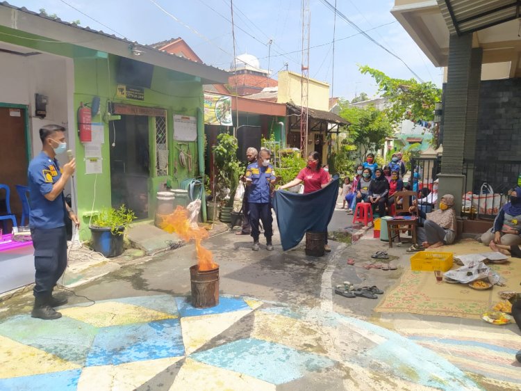 Sosialisasi Pencegahan dan Penanggulangan Bahaya Kebakaran di Kampung Todangsan, Tonggalan