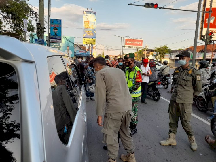 Patroli Satgas Covid 19 di Perbatasan Jogja - Klaten 