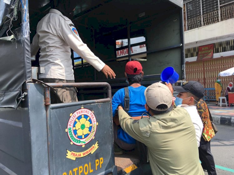 Operasi Penertiban PGOT di Sepanjang Jl. Perintis Kemerdekaan Hingga Jalan Jogja - Solo