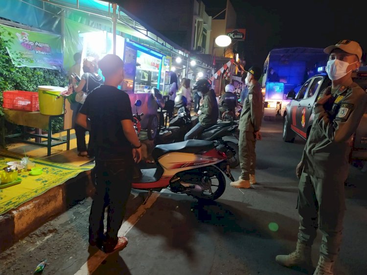 Patroli Malam PPKM Level 4 di Wilayah Kota Hingga Prambanan - Delanggu Klaten