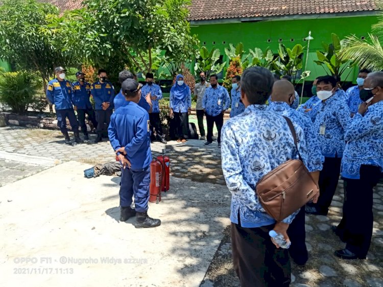 Sosialisasi Pencegahan dan Penanggulangan Bahaya Kebakaran di SMP Negeri 6 Klaten