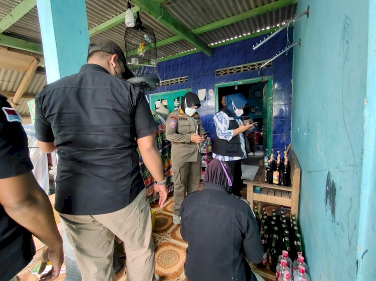 Operasi Pemberantasan Minuman Keras Ilegal di Daerah Perbatasan Klaten - Yogyakarta