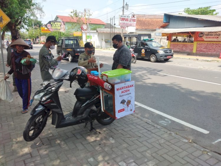 Operasi Penertiban Pedagang Kaki Lima di Jalan Dewi Sartika dan Jalan Mayor Kusmanto