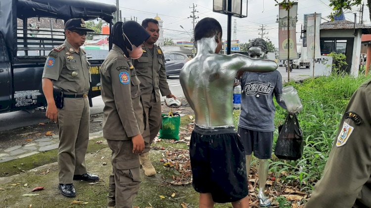 Razia Pengemis Gelandangan Orang Terlantar di Sepanjang Jalan Jogja - Solo hingga Delanggu