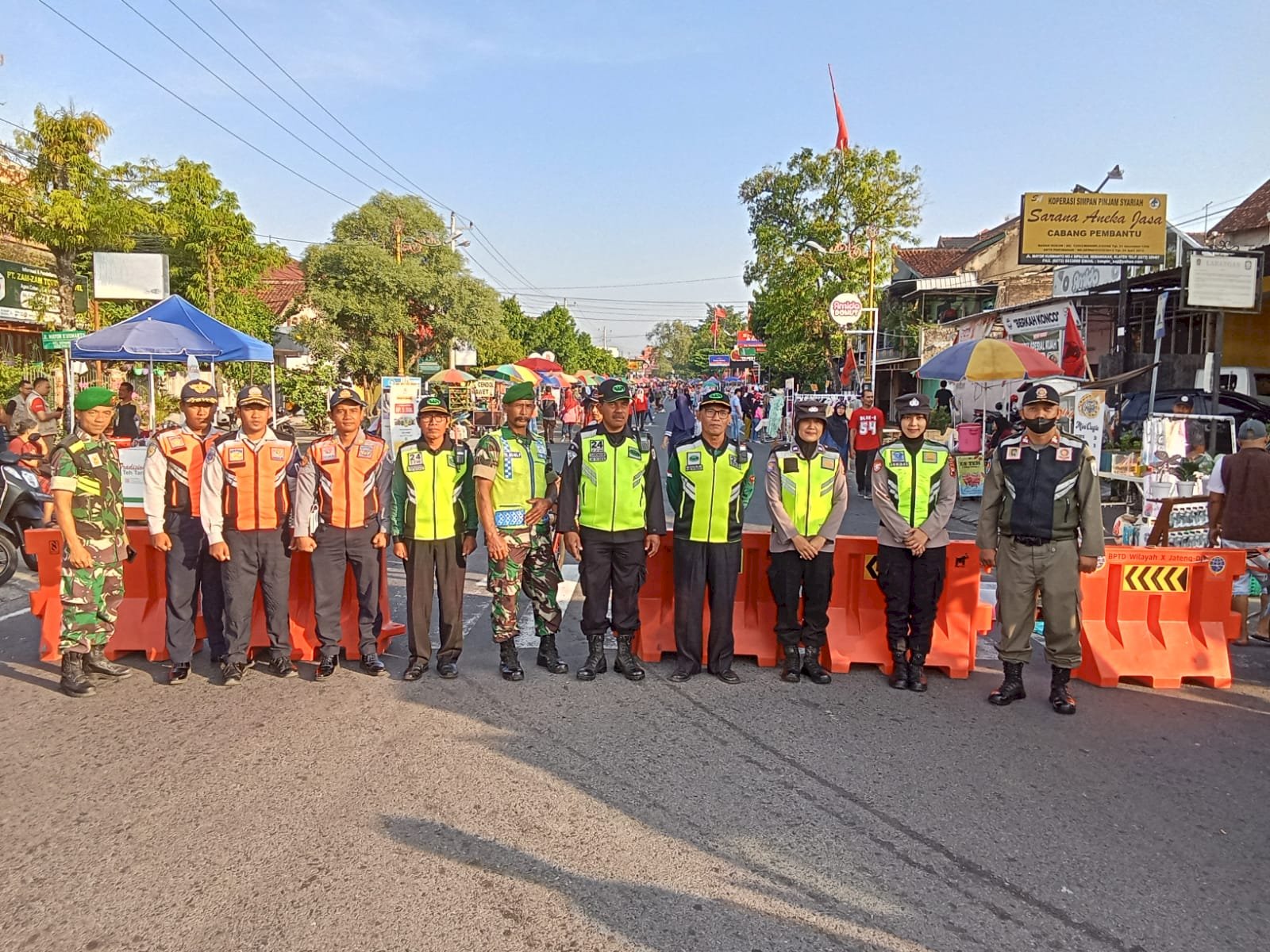 Pengamanan Klaten Car Free Day di Jalan Mayor Kusmanto