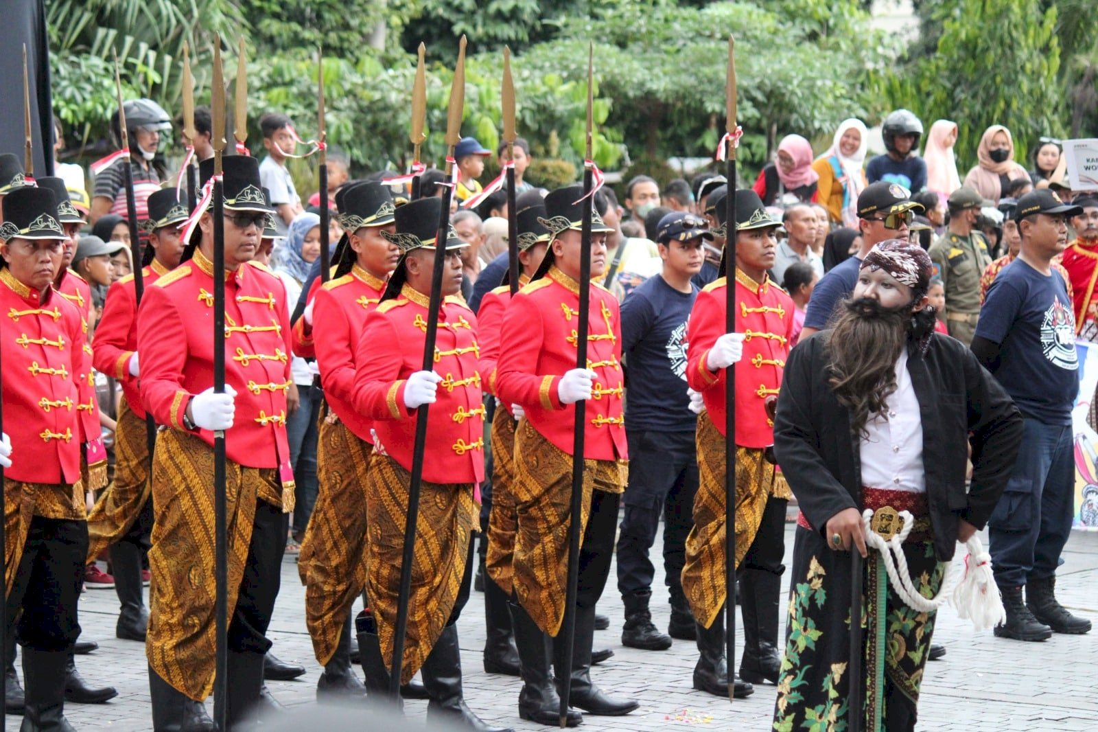 Pawai Budaya Satpol PP, Satlinmas dan Damkar Carnival di Surakarta
