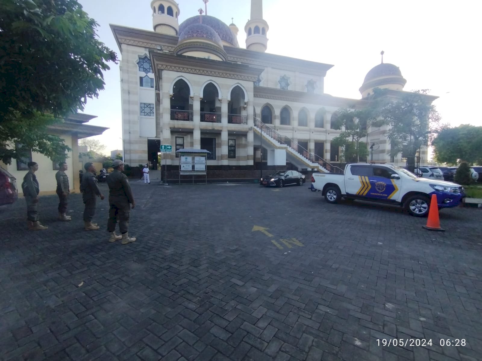 Pengamanan Gerakan Sholat Subuh Berjamaah Bersama Bupati Klaten