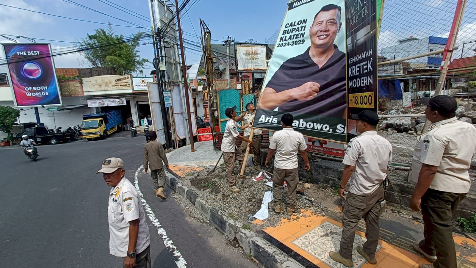 Penertiban Reklame dan Alat Peraga Kampanye