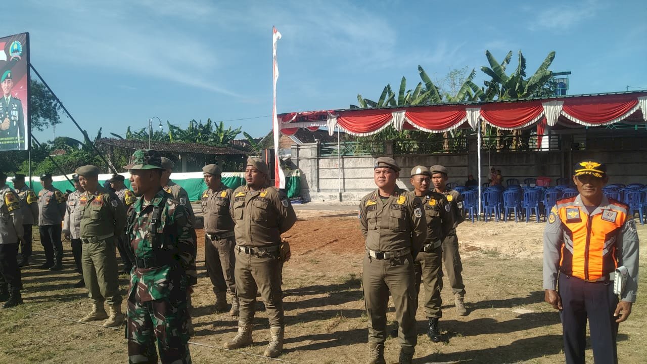 Upacara Pembukaan Karya Bhakti Mandiri Klaten Bersinar (KBMKB) Tahun 2025 di Desa Ketitang, Juwiring