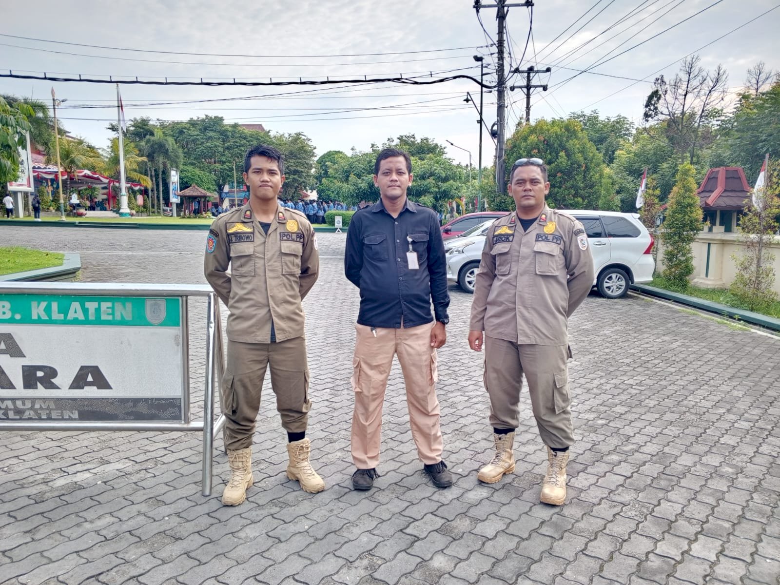 Satpol PP Klaten Laksanakan Pengamanan Upacara Hari Korpri di Halaman Pemkab