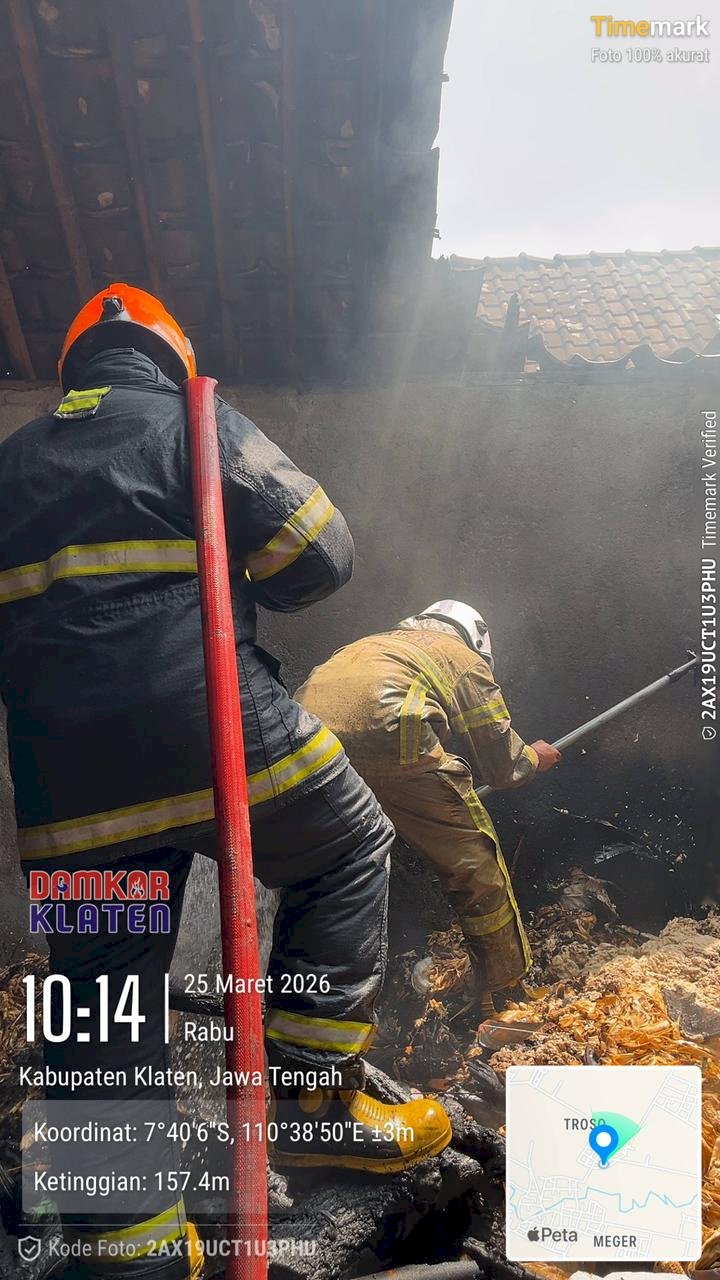 Respons Cepat Damkar Klaten, Kebakaran Dapur di Karanganom Berhasil Dipadamkan dalam 11 Menit