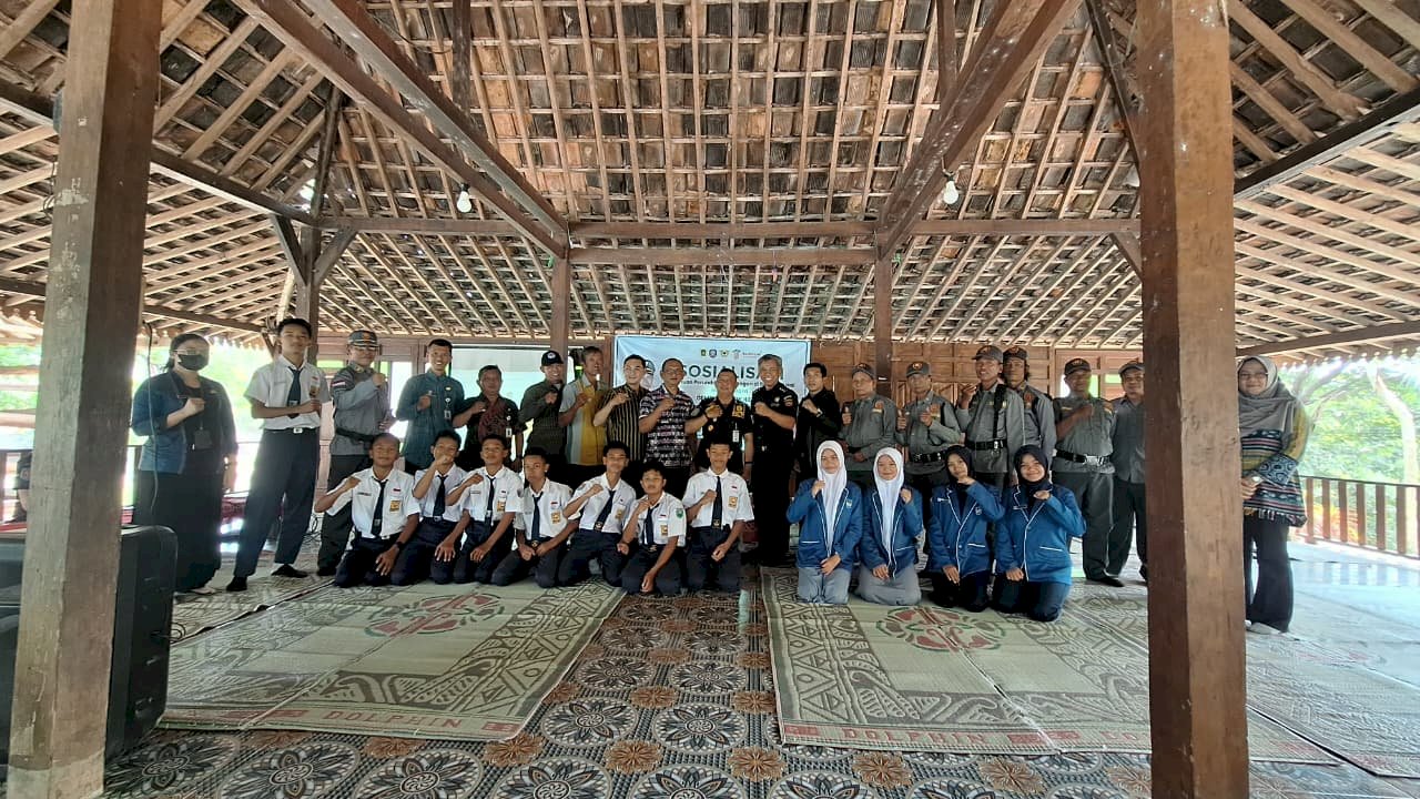 Sinau Cukai di Polanharjo, Satpol PP Klaten dan Bea Cukai Surakarta Tingkatkan Kesadaran Masyarakat
